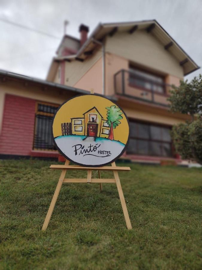 Pinto Casa Hostel & Bar Esquel Exterior photo